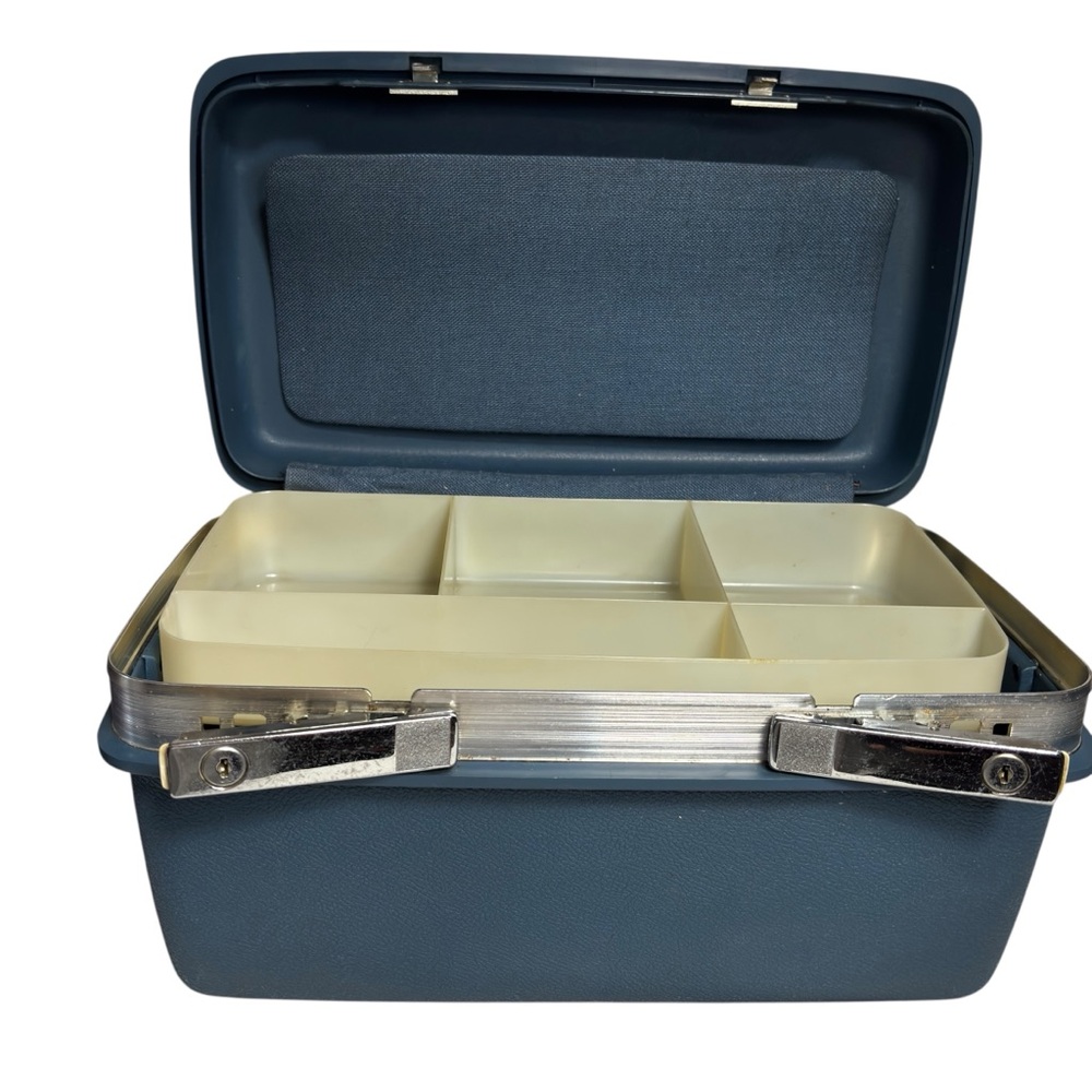 VTG BLUE Samsonite Silhouette Vanity Train Luggage Cosmetic Hard Case & tray EUC